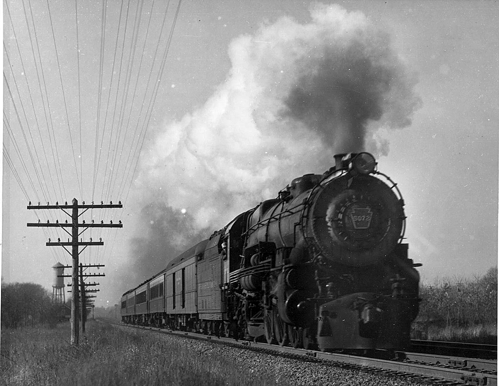 Eastbound west of Great River Station