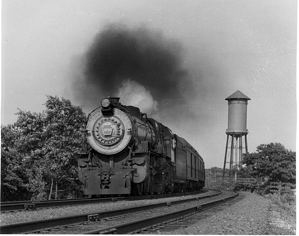 Rounding the curve Westbound at Irish Lane